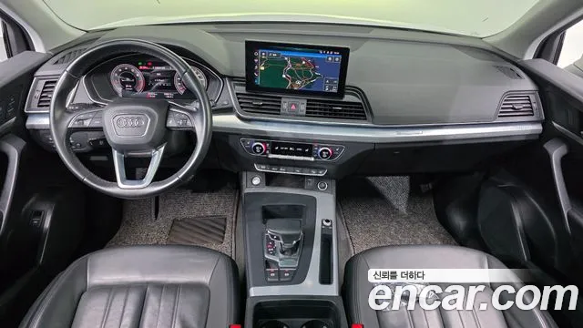 Audi Q5 — интерьер