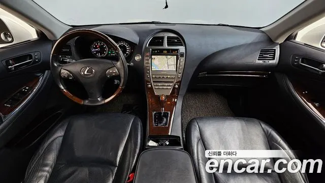 Lexus ES — интерьер