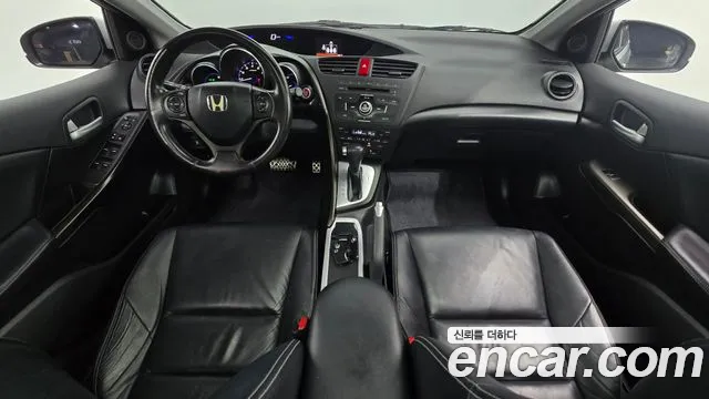 Honda Civic — интерьер