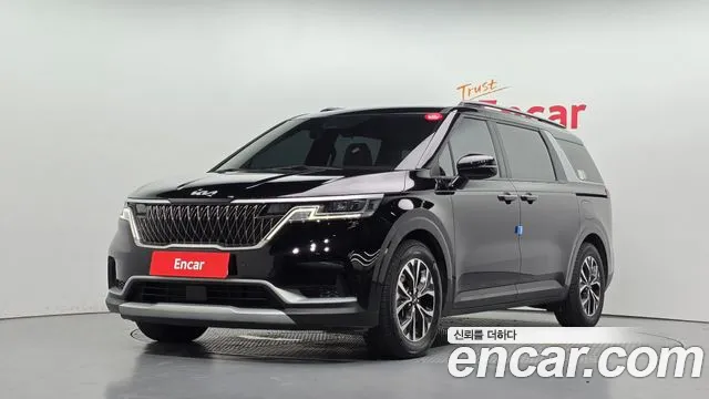 Kia Carnival — экстерьер