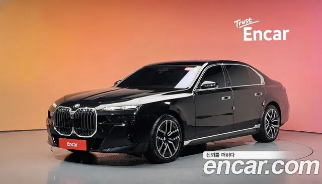 BMW 7 серия — экстерьер