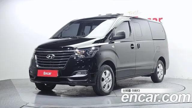 Hyundai Starex