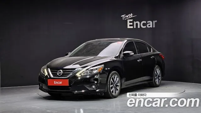 Nissan Altima
