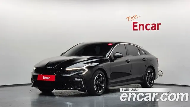 Kia K5 — экстерьер