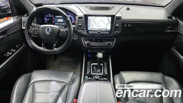 KG Mobility Rexton — интерьер