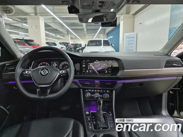 Volkswagen Jetta — интерьер