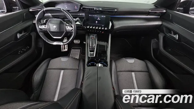 Peugeot 508 — интерьер