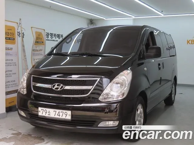 Hyundai Starex