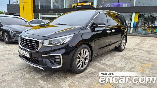Kia Carnival — экстерьер