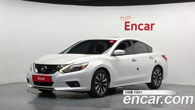 Nissan Altima