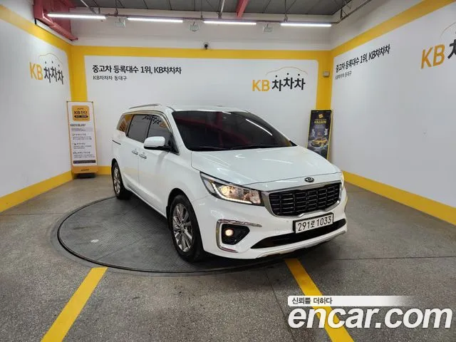 Kia Carnival — экстерьер