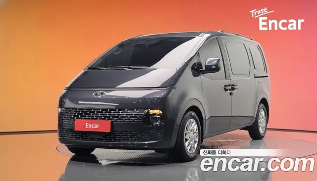 Hyundai Staria
