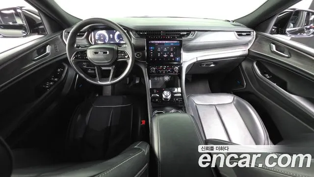 Jeep Cherokee — интерьер