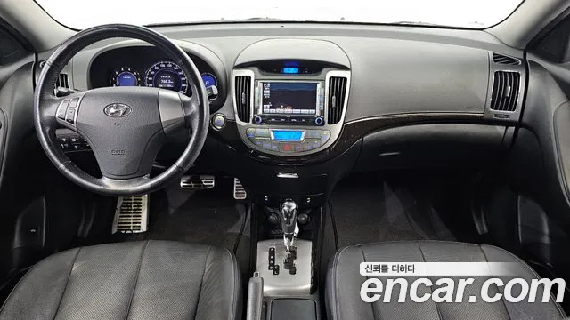 Hyundai Elantra — интерьер