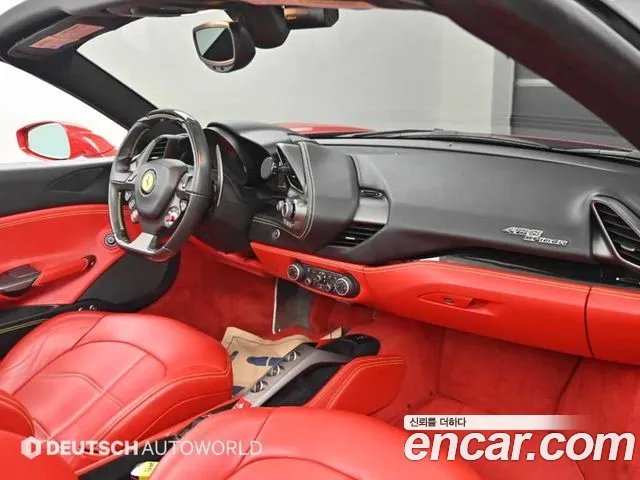 Ferrari 488 — интерьер