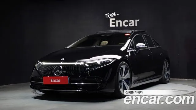 Mercedes-Benz EQS