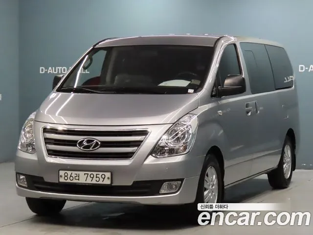 Hyundai Starex