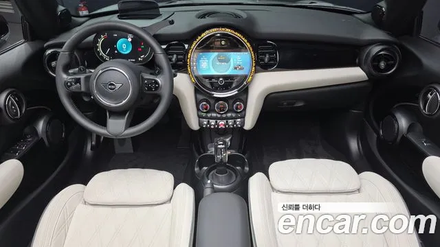 MINI Cooper Convertible — интерьер