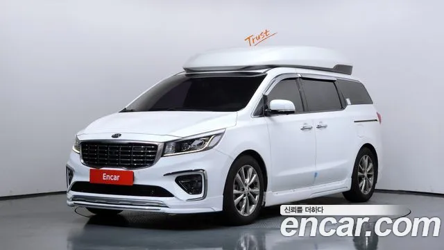 Kia Carnival — экстерьер