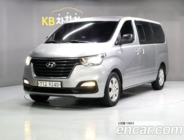 Hyundai Starex