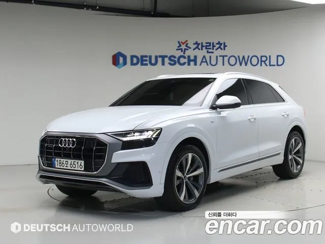 Audi Q8