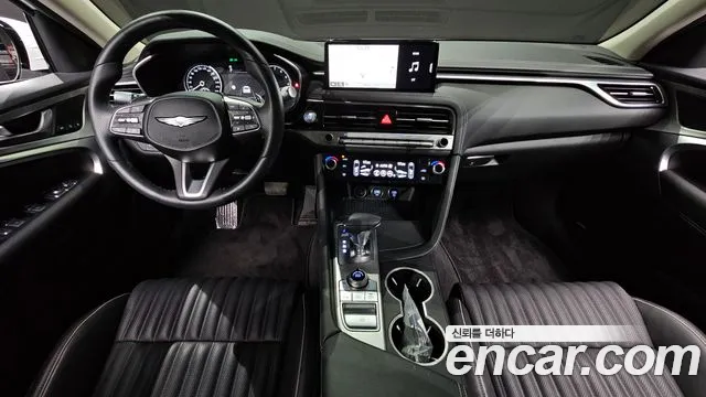 Genesis G70 — интерьер