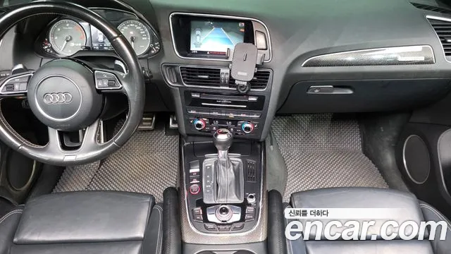 Audi SQ5 — интерьер