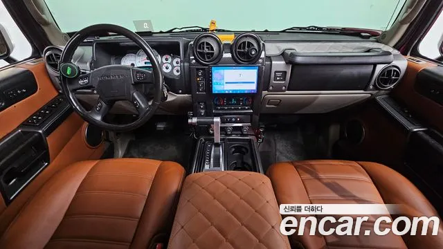Hummer H2 — интерьер