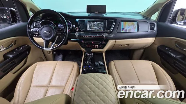 Kia Carnival — интерьер