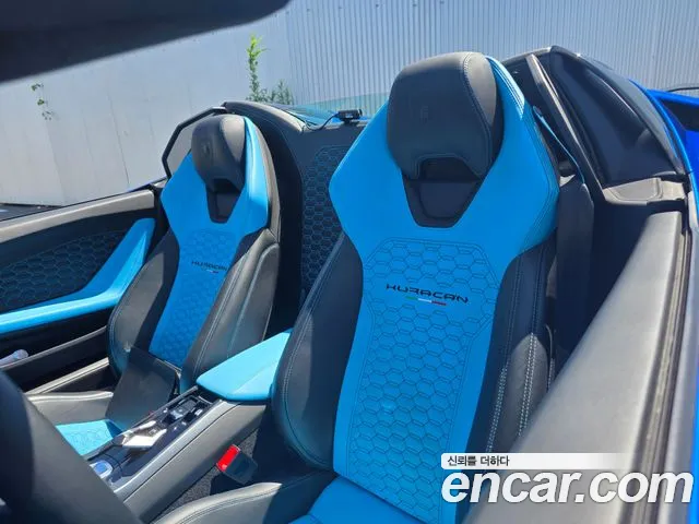Lamborghini Huracan — интерьер