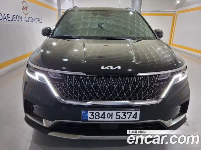 Kia Carnival — экстерьер