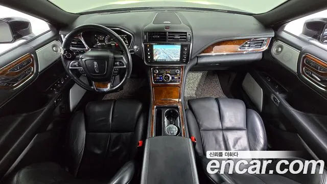 Lincoln Continental — интерьер