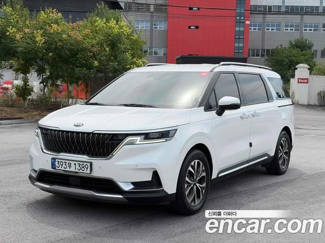 Kia Carnival — экстерьер