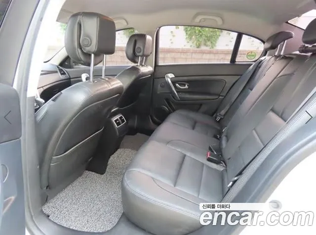 Renault Korea SM5 — интерьер