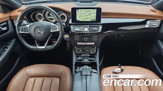 Mercedes-Benz CLS-класс — интерьер