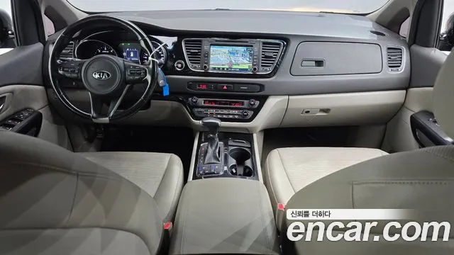 Kia Carnival — интерьер