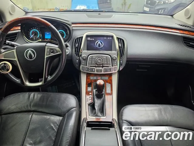 Chevrolet Korea Alpheon — интерьер