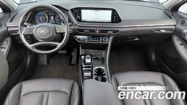 Hyundai Sonata — интерьер