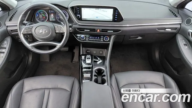 Hyundai Sonata — интерьер