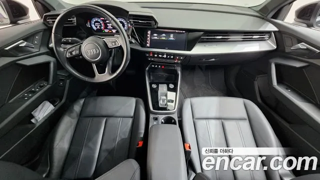 Audi A3 — интерьер