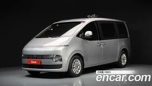 Hyundai Staria