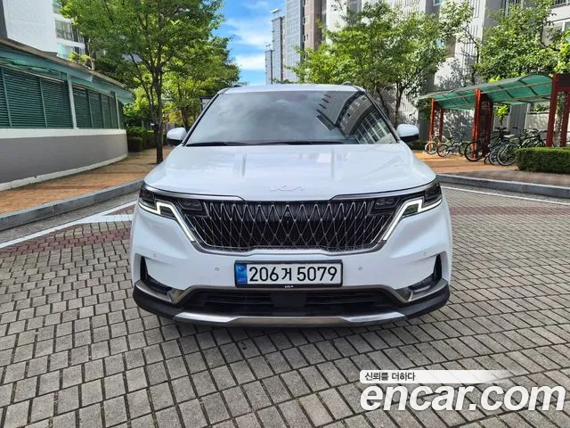 Kia Carnival — экстерьер