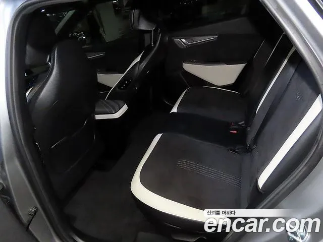 Kia EV6 — интерьер