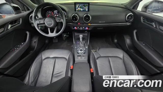 Audi A3 — интерьер
