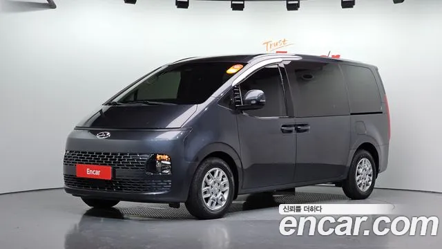Hyundai Staria