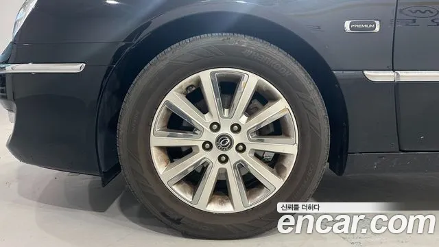 Kia Opirus — интерьер
