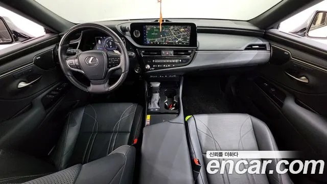 Lexus ES — интерьер