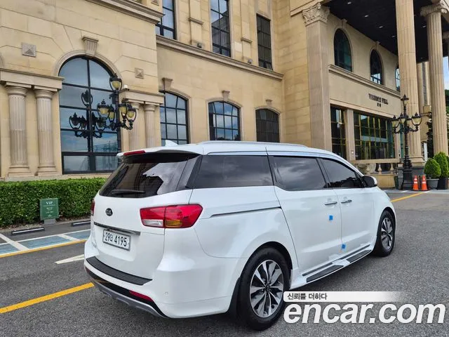 Kia Carnival — интерьер