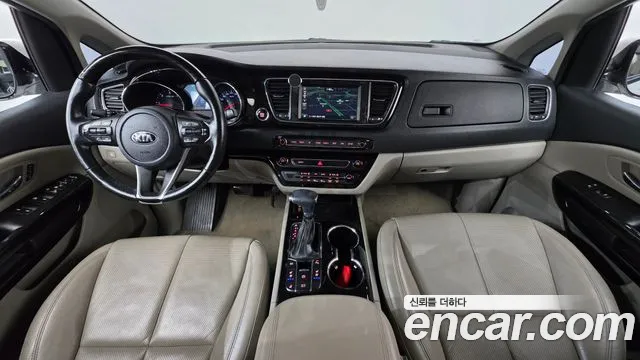 Kia Carnival — интерьер