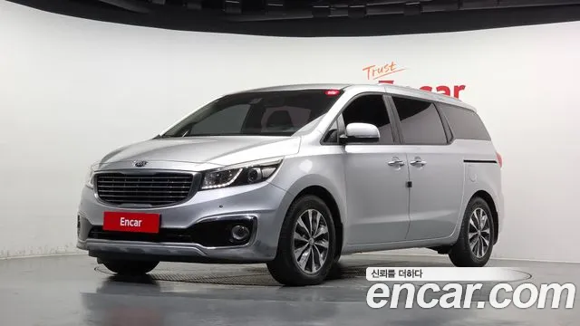 Kia Carnival — экстерьер